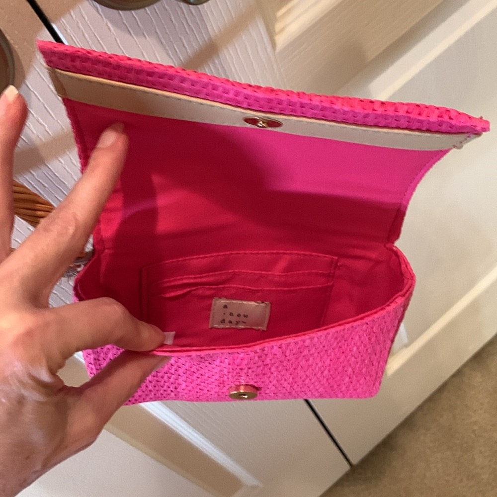 ๐ฉท a . new day Wristlet ๐ฉท - Picture 4 of 4